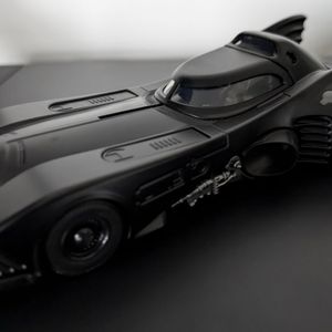 Batman 1989 Batmobile 1:24 Special Edition Jada