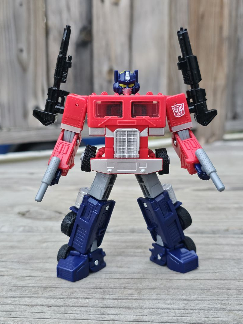 40th Anniversary Optimus Prime  - Image 11