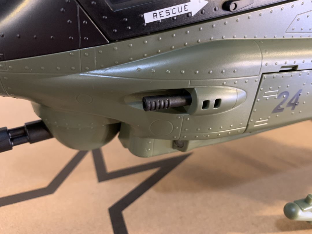 Dragonfly (XH-1) Assault Copter - Image 11