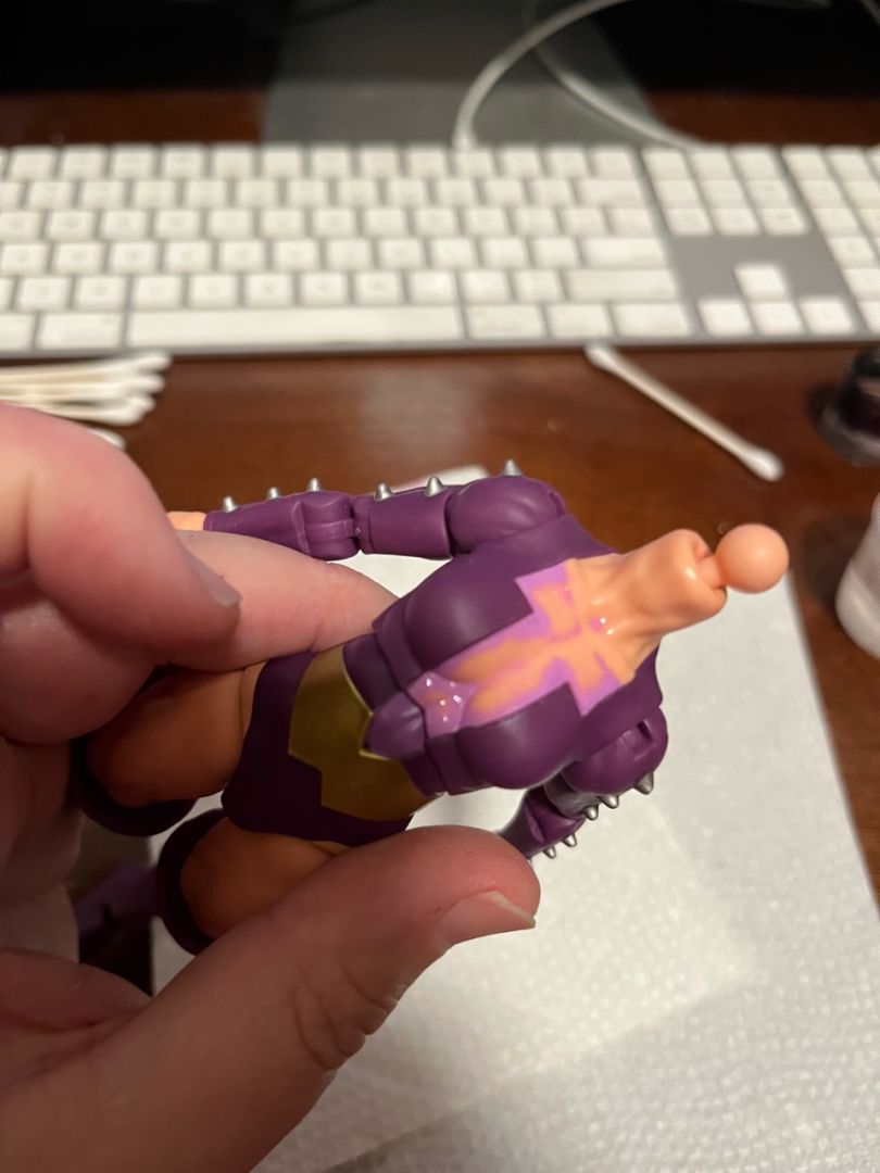 Marvel Legends Secret Wars Titania - Image 4