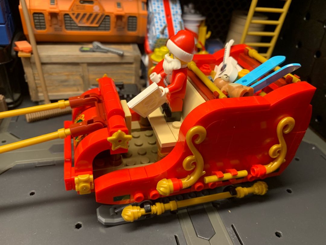 Santa’s Sleigh - Image 1