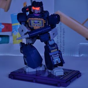 Shining Soundwave 
