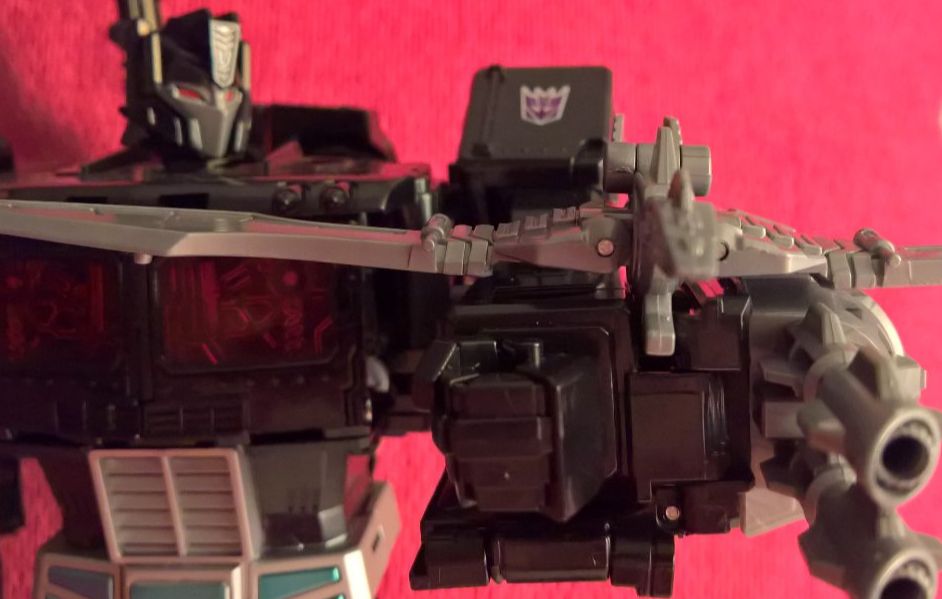 Power of the Primes - Leader - Decepticon - Nemesis Prime (w/ Nemesis Pax) - Image 3