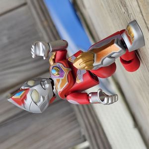 Ultraman Decker Strong Type