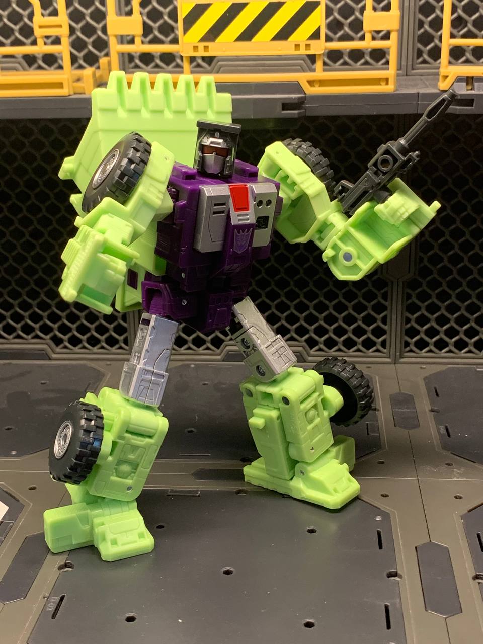 Constructicon Scrapper - Image 1
