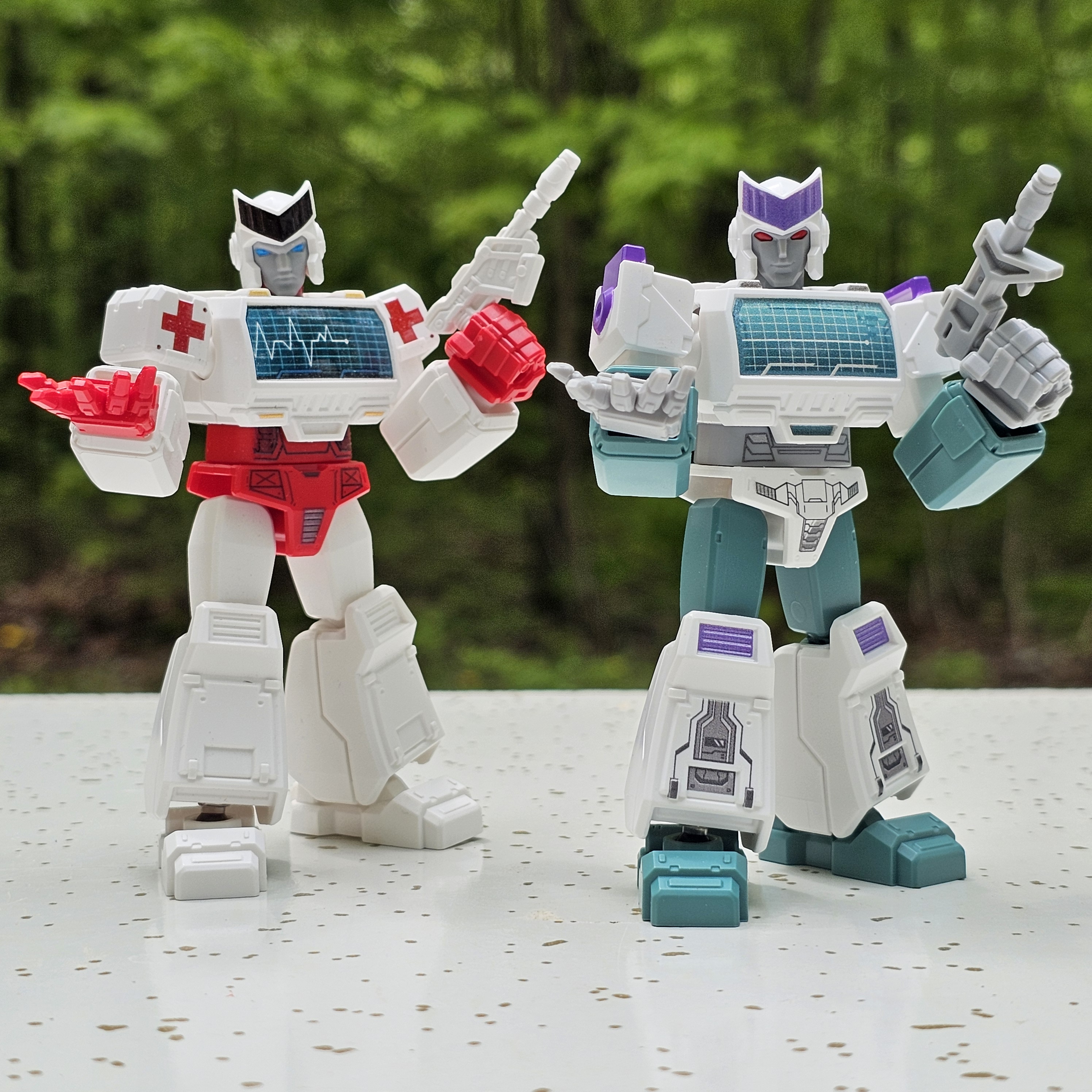 Shattered Glass Ratchet - Image 3