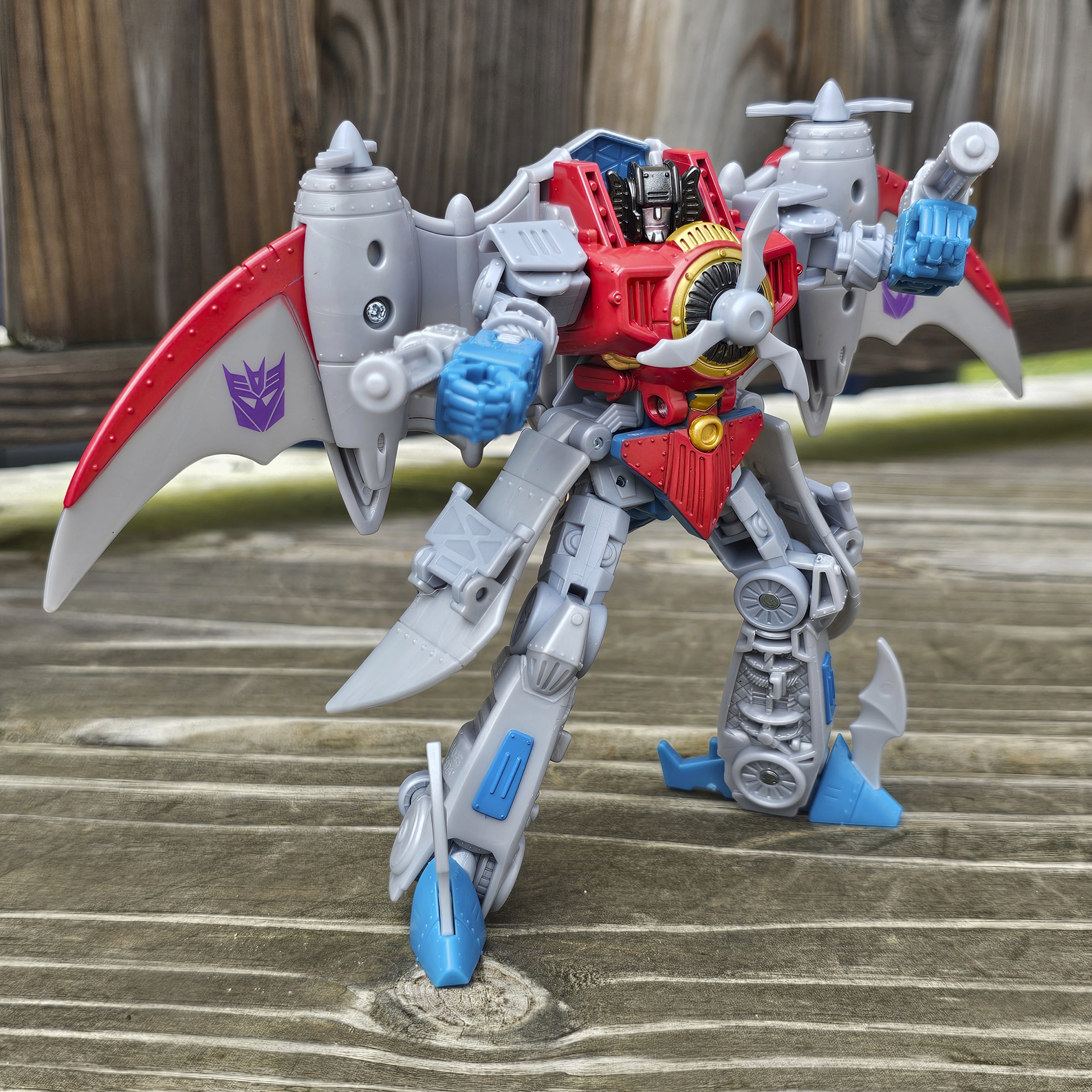 Hearts of Steel Starscream - Image 1
