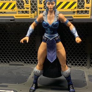 Evil-Lyn