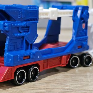 Track Fleet Ultra Magnus