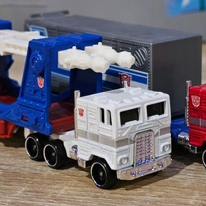 Track Fleet Ultra Magnus