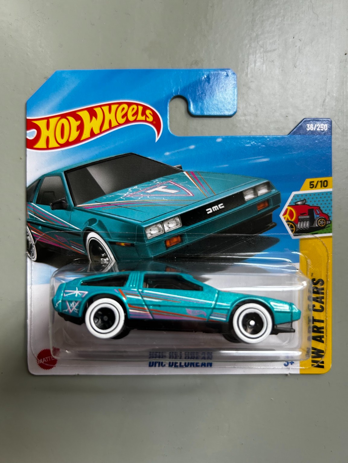 Hot Wheels DMC DeLorean - Image 1
