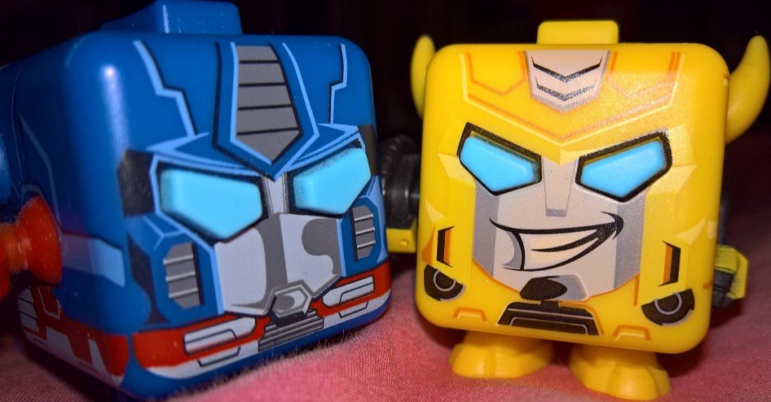 Optimus Prime and Bumblebee - Image 2