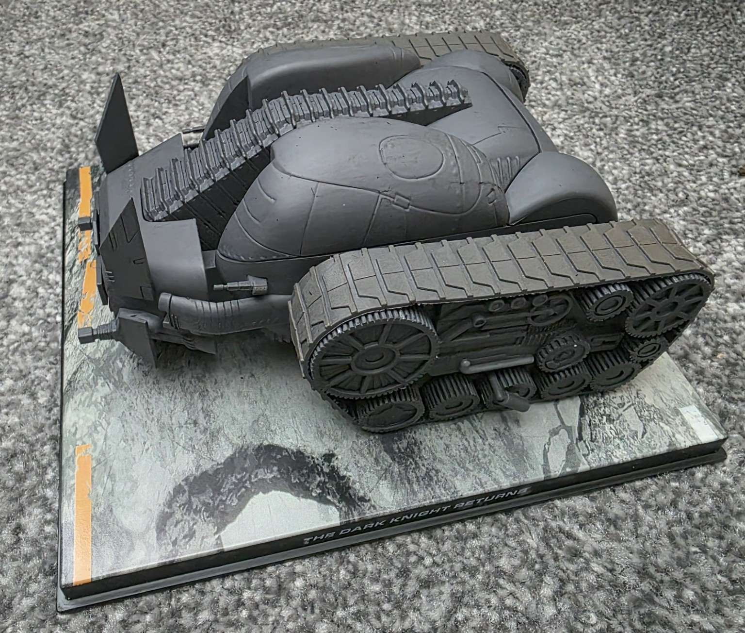 Bat Tank Model from The Dark Knight Returns - Image 4