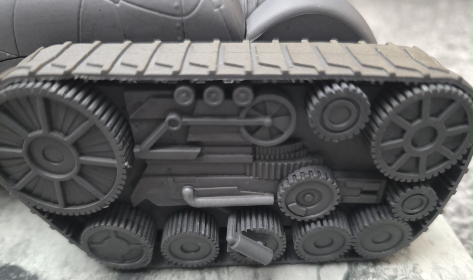 Bat Tank Model from The Dark Knight Returns - Image 2