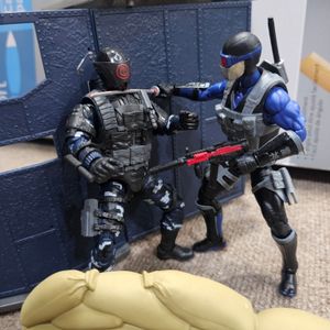 Snake-Eyes Blue