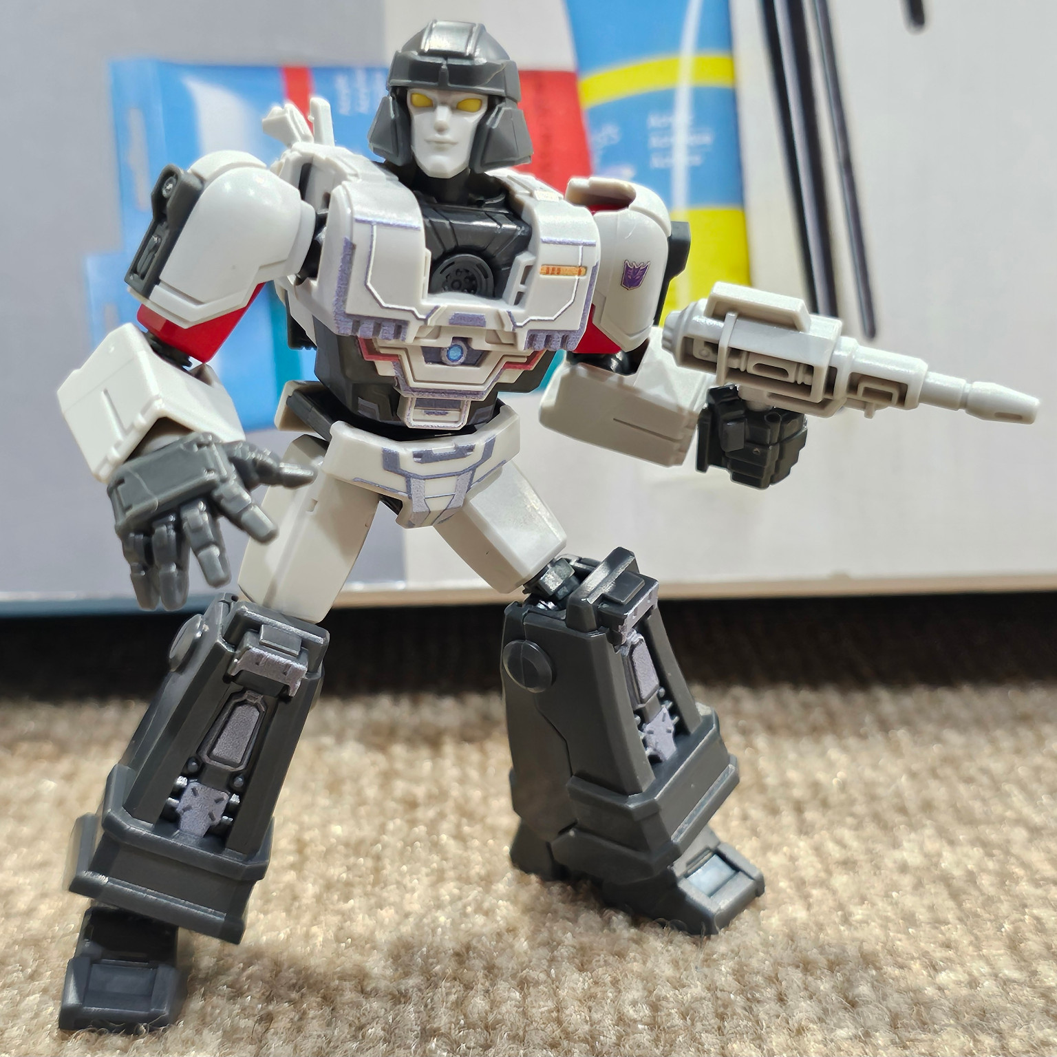 D-16 - Image 1