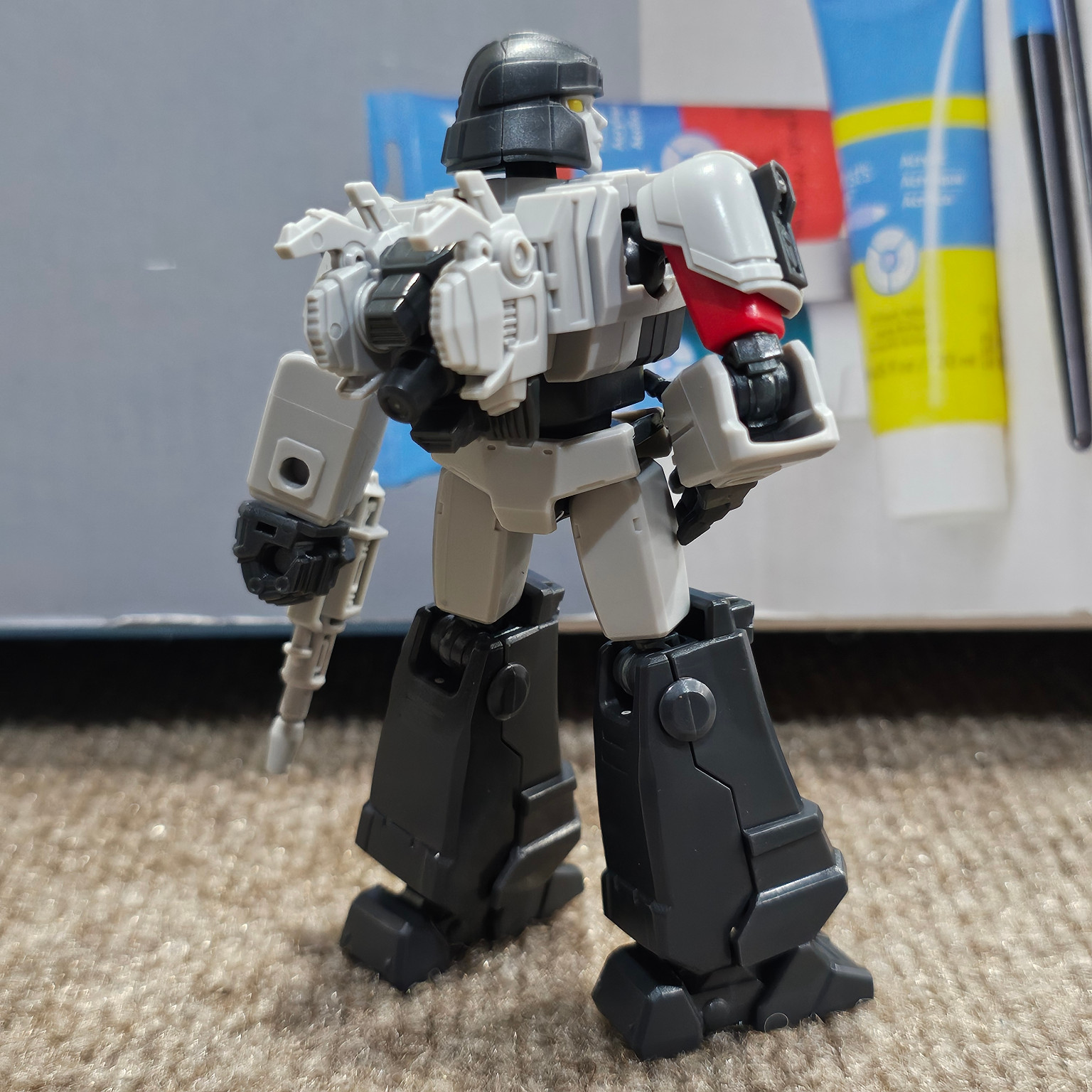D-16 - Image 2