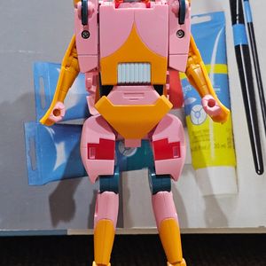 Missing Link Arcee