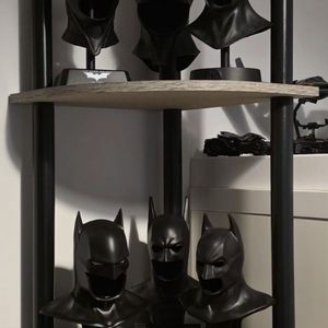 Dark Knight Returns Cowl (1:3 scale)