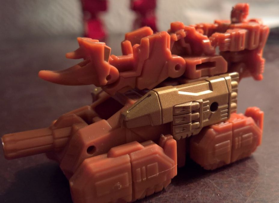 Titans Return - Titan Master - Autobot - Ramhorn - Image 4