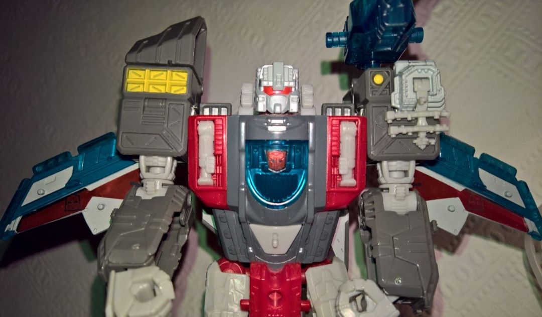Titans Return - Voyager - Autobot - Broadside - Image 1