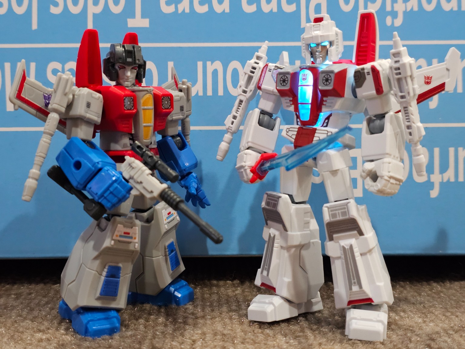 Shattered Glass Starscream  - Image 3