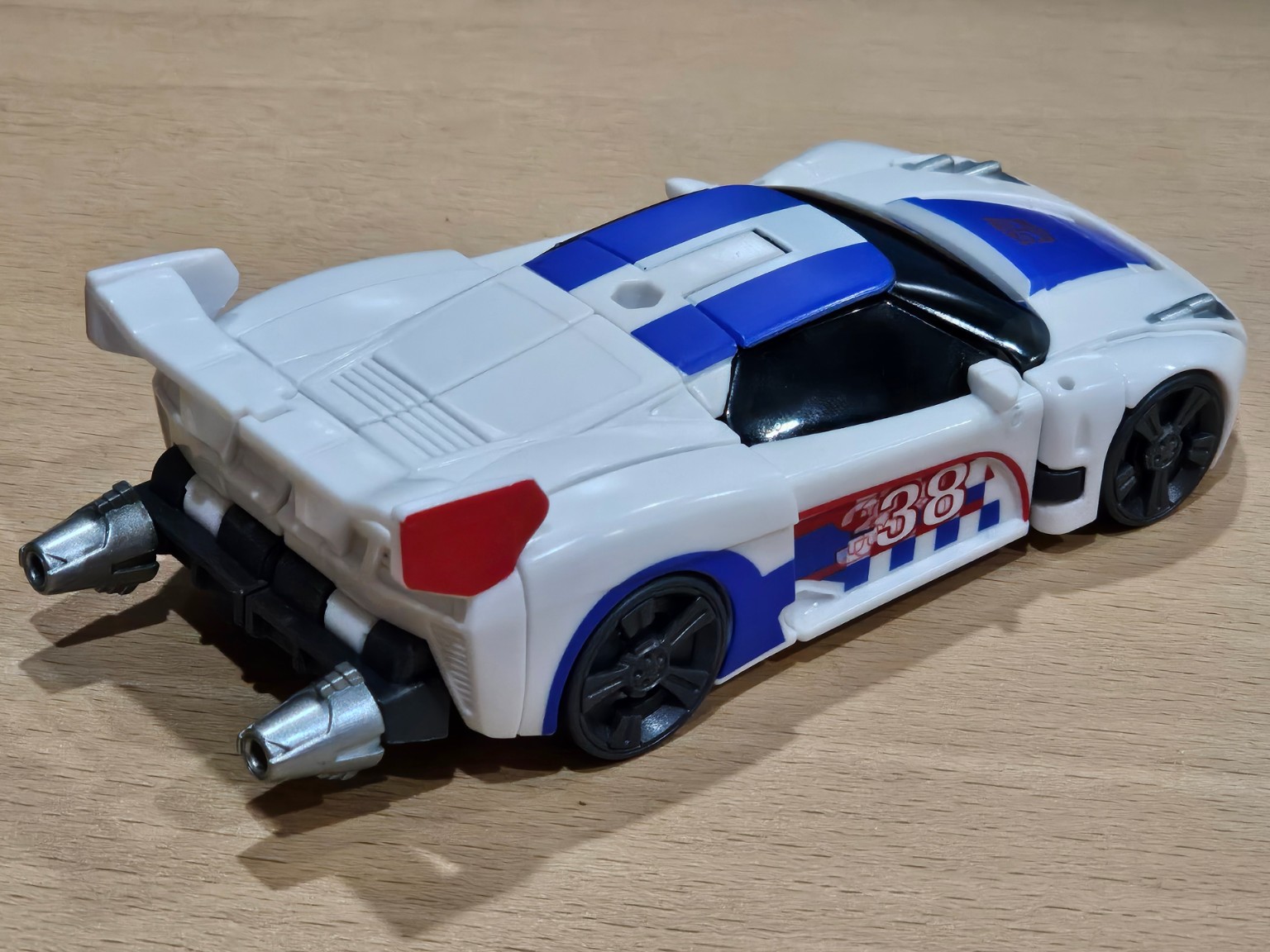 Smokescreen - Image 4