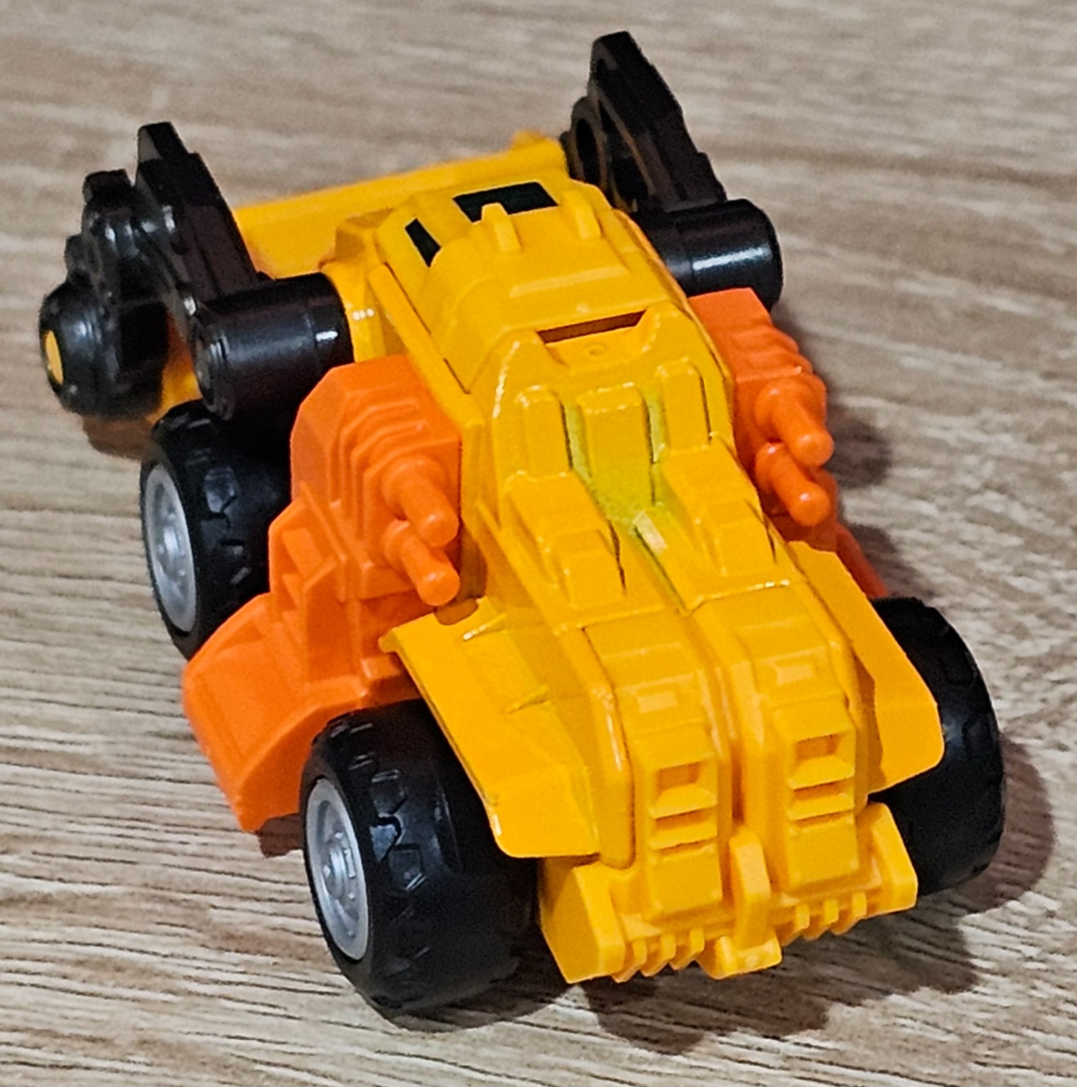 Scoop  - Image 2