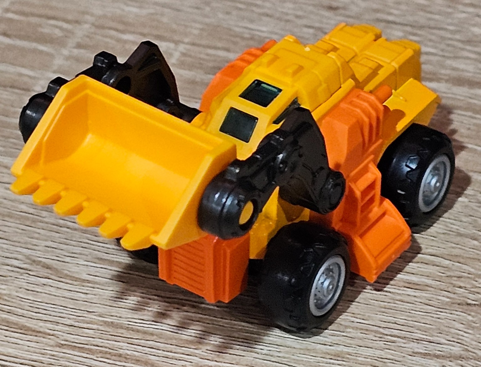 Scoop  - Image 3