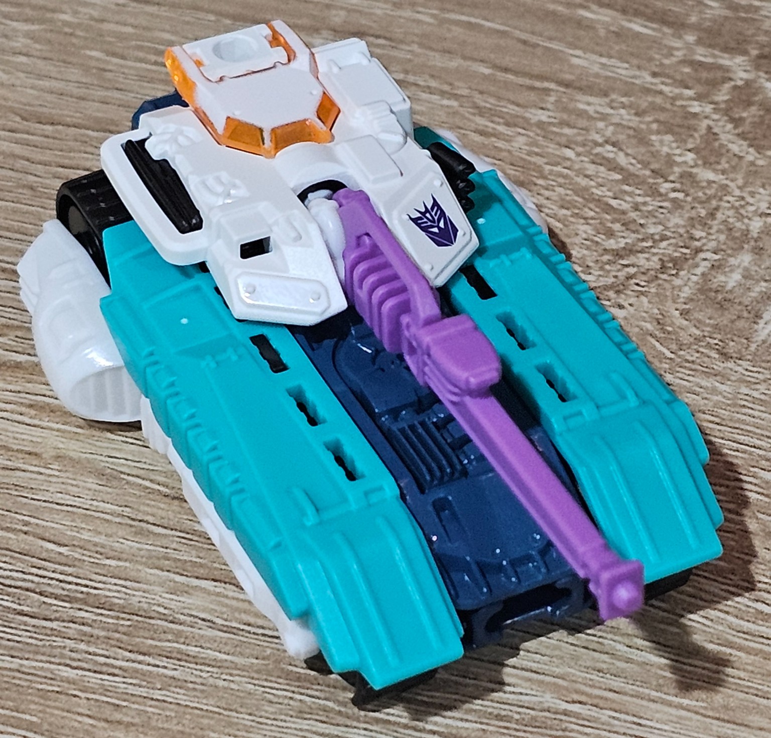 Overlord Tank - Image 1