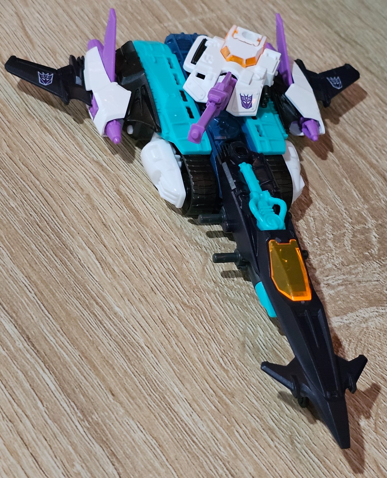 Overlord Fusion 1 - Image 1
