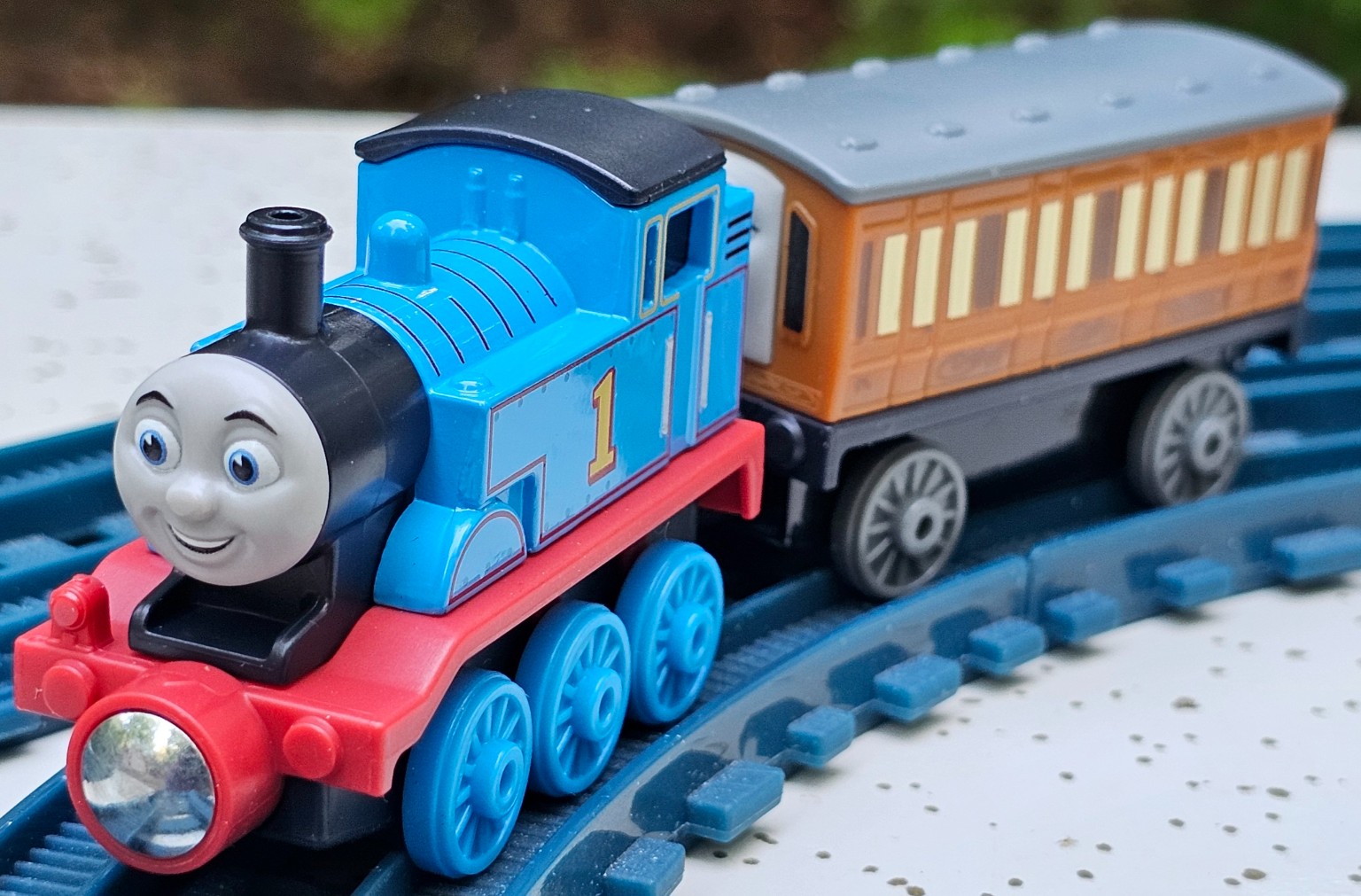 Thomas & Annie - Image 2