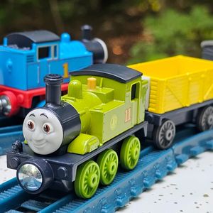 Oilver & Toad