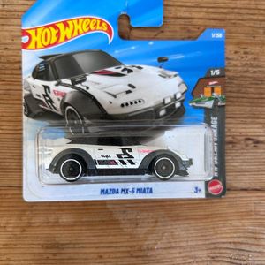 Hot Wheels Mazda MX-5 Miata