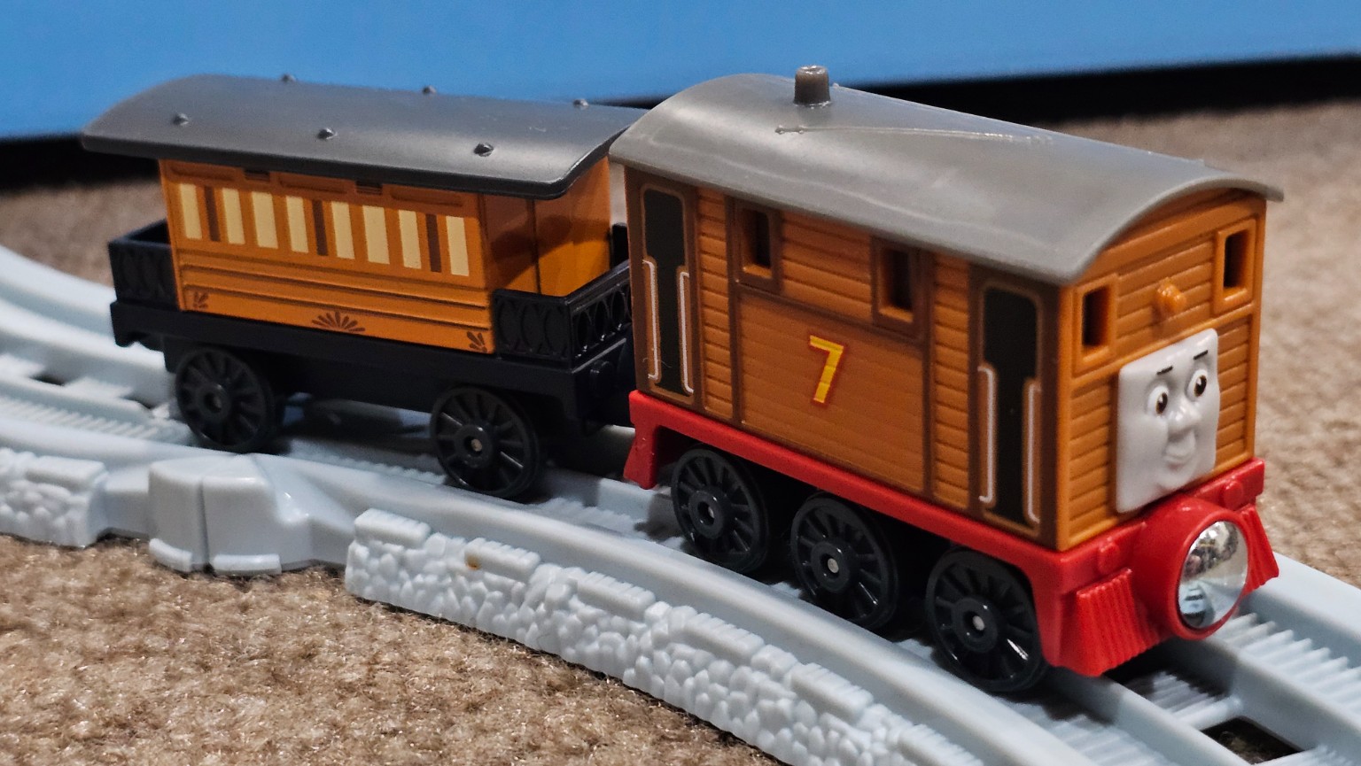 Toby & Henrietta - Image 2