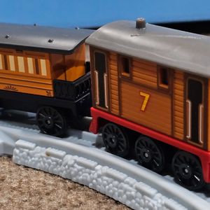 Toby & Henrietta