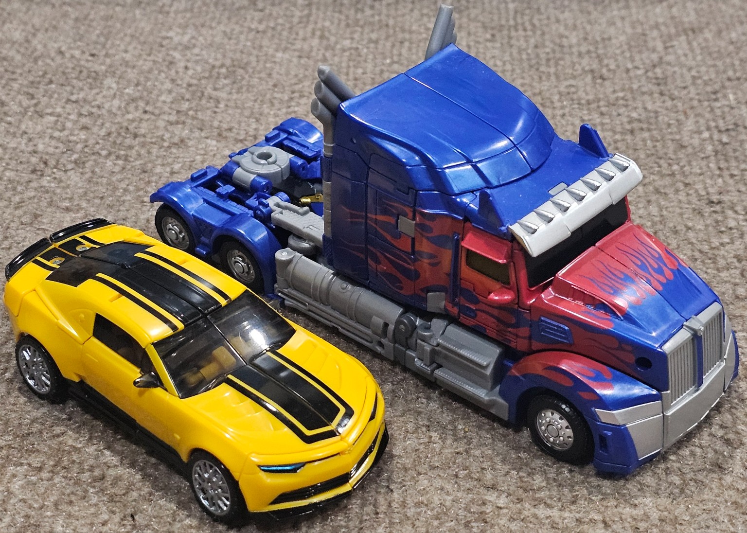 Bumblebee  - Image 4