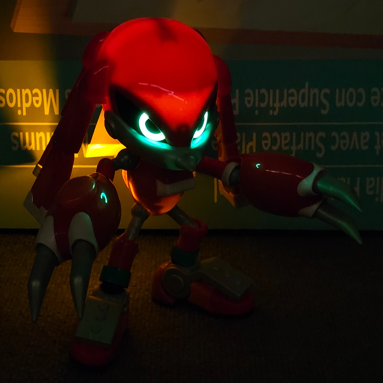 Giant Mecha Knuckles  - Image 6