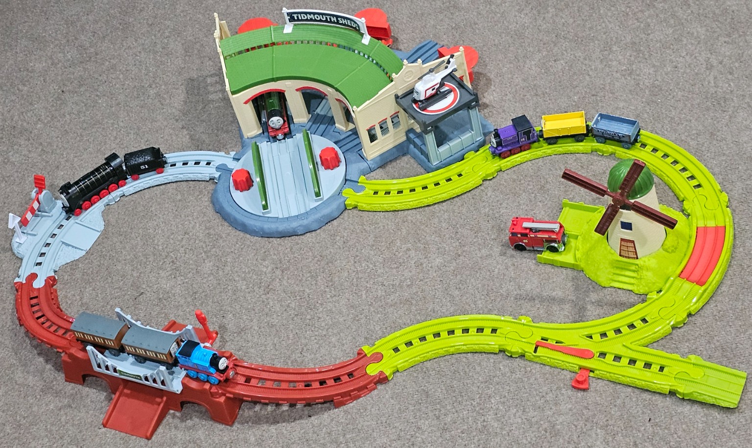 Exploring Tidmouth Sheds  - Image 1