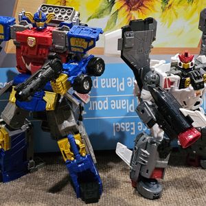 Jetfire and Space Mini-Con Team