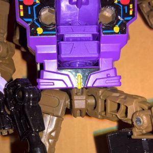 Power of the Primes - Deluxe - Decepticon - Blast Off