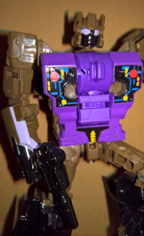 Power of the Primes - Deluxe - Decepticon - Blast Off - Image 2