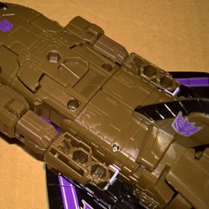 Power of the Primes - Deluxe - Decepticon - Blast Off