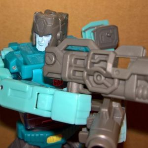 Titans Return - Deluxe - Autobot - Sergeant Kup