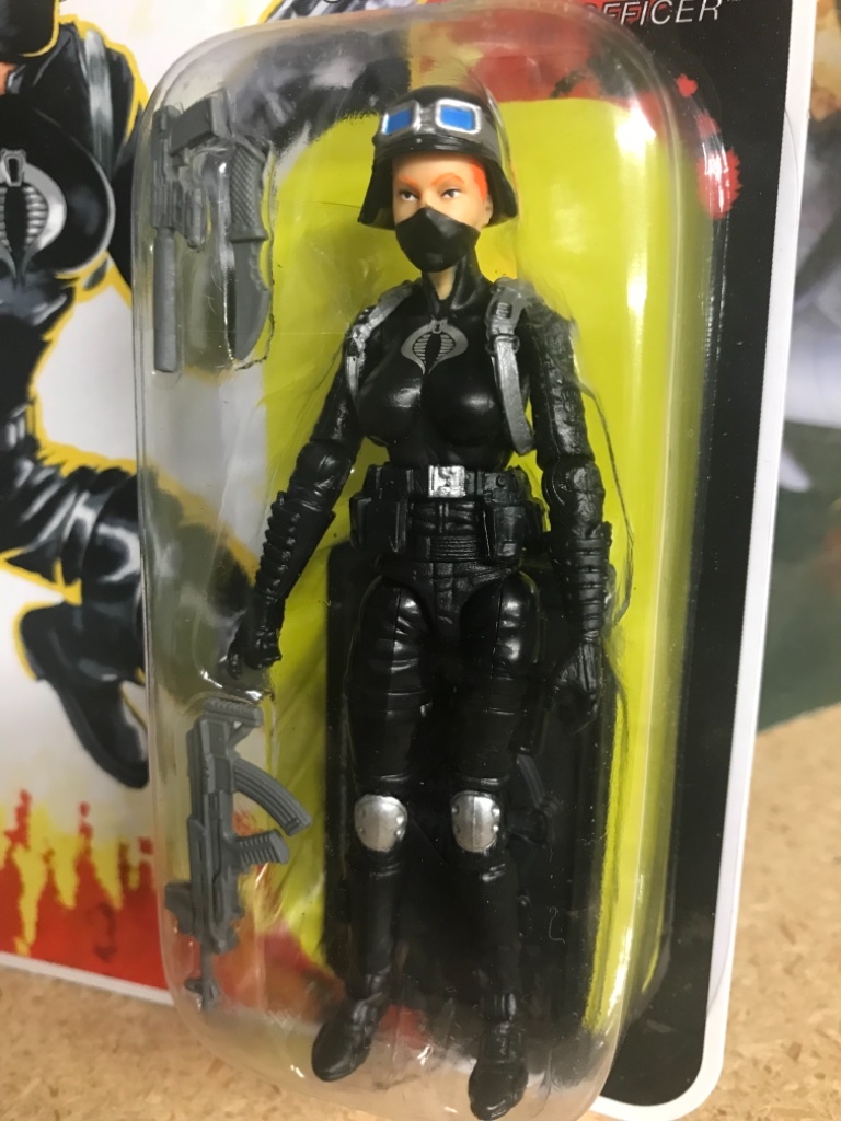 Cobra Night Stalkers Commander Cobra Officer - Image 4