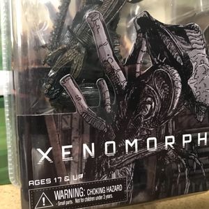 Aliens Defiance Xenomorph