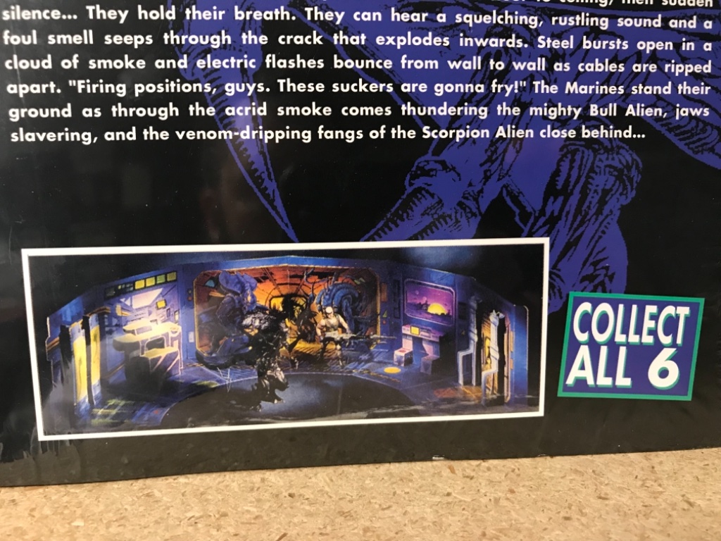 Aliens Pop-Up 3D Action Space Base - Image 5