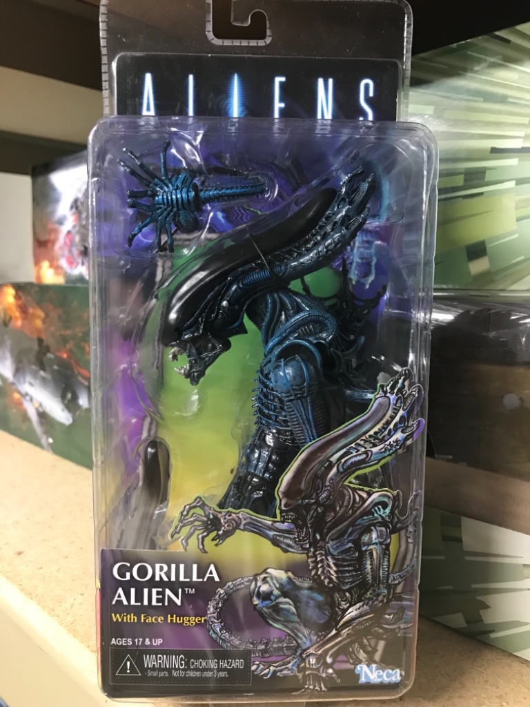 Gorilla Alien with Face Hugger - Image 9