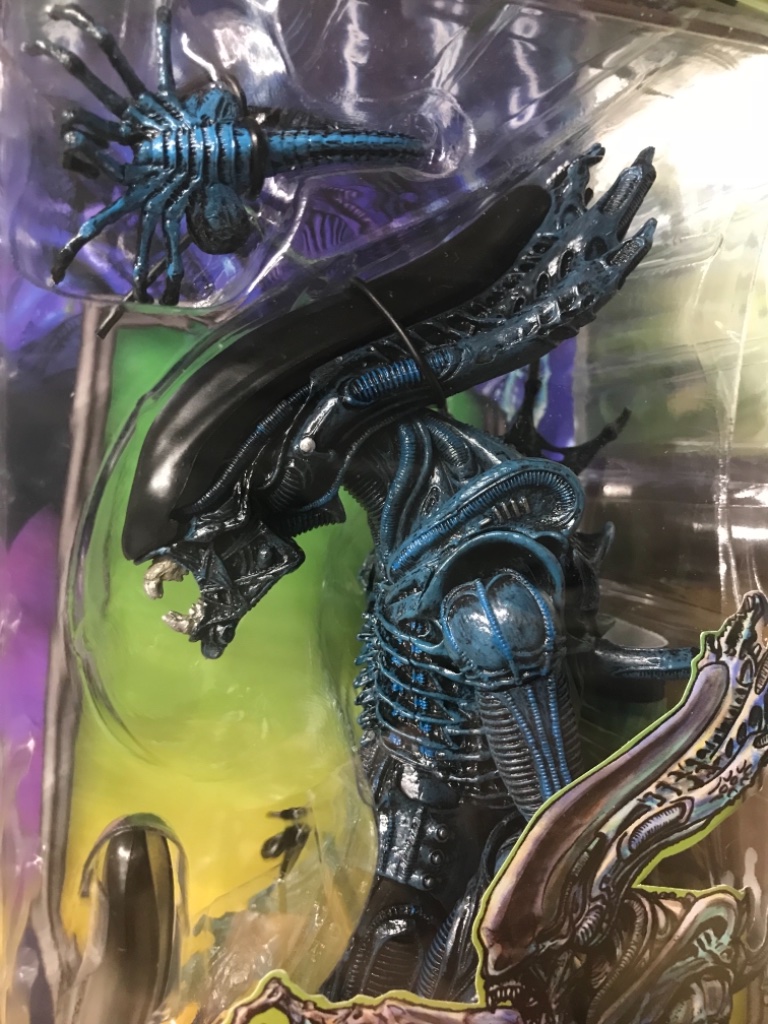 Gorilla Alien with Face Hugger - Image 10