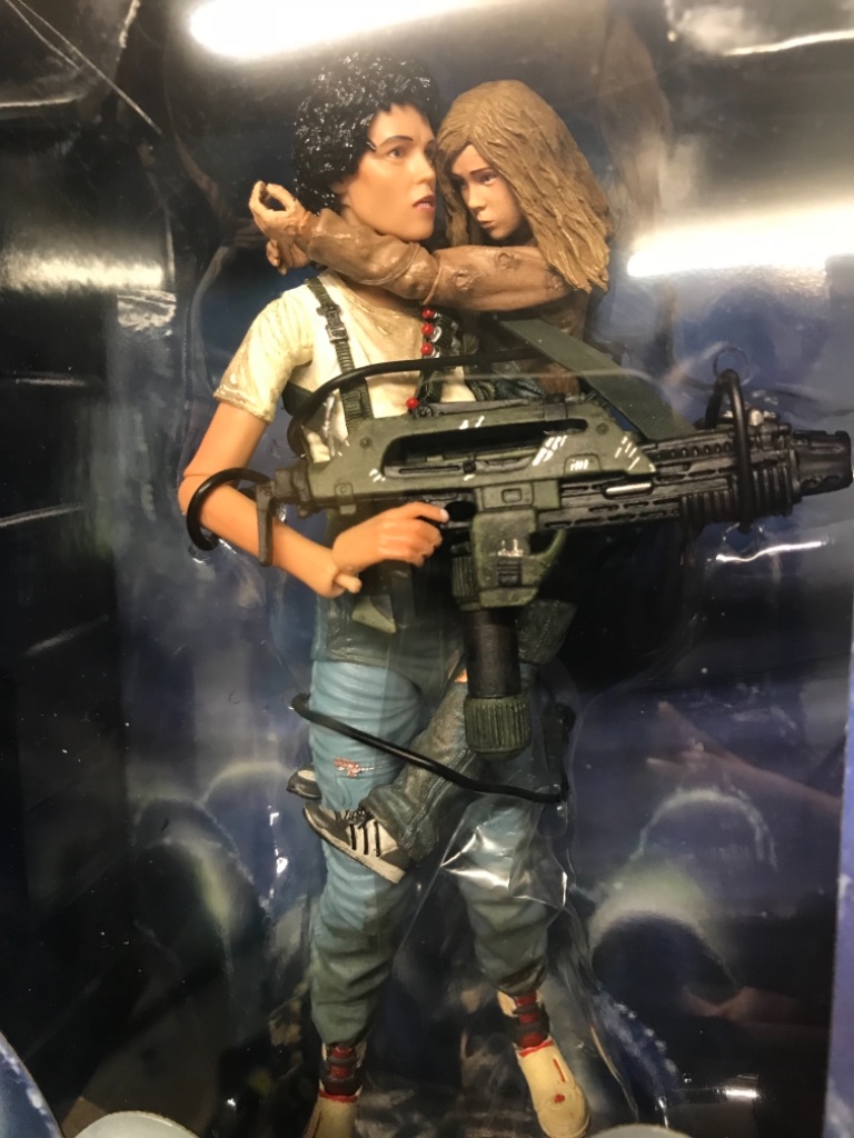 Rescuing Newt Deluxe Set - Image 5